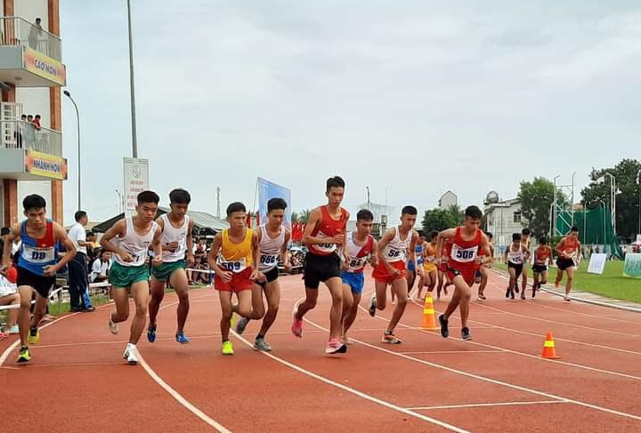 Điền kinh Hà Tĩnh gây bất ngờ